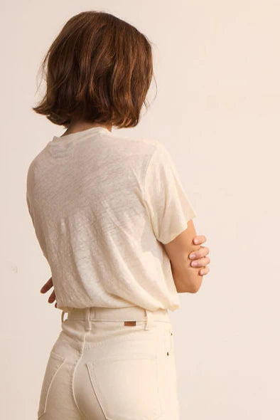 The Chameleon Tee Linen in Ecru