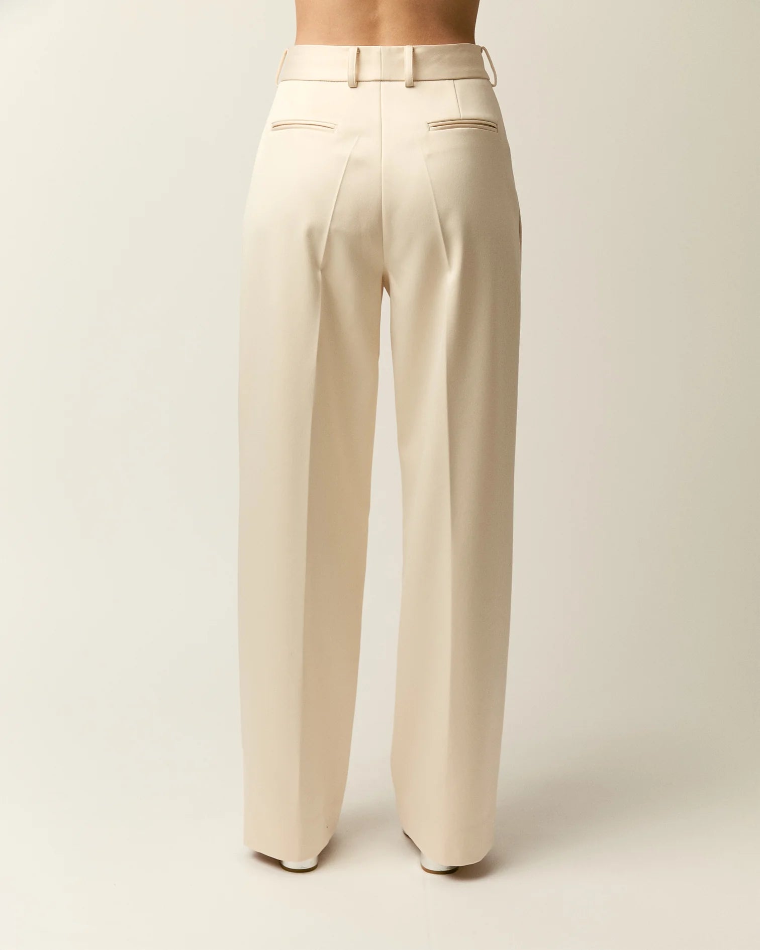 The Petronella pants in duchess satin
