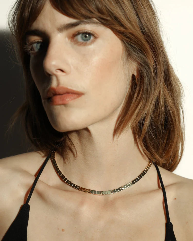 SLIM SLOT NECKLACE
