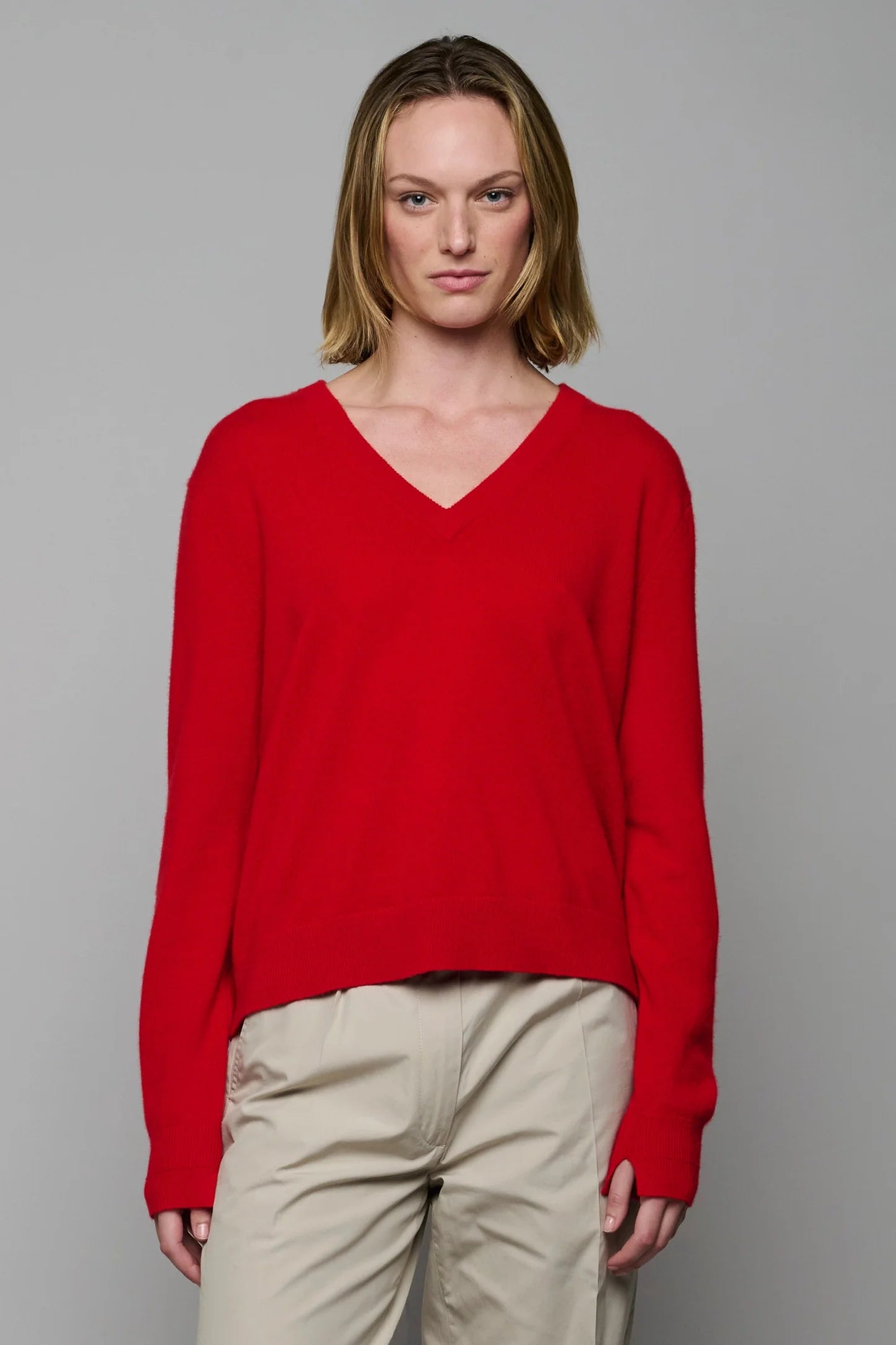 Betty V Neck in Cashmere in Red